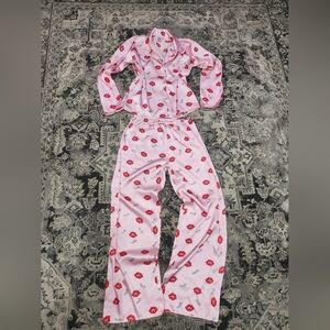 Vintage Kisses Valentine's Pajama Set L